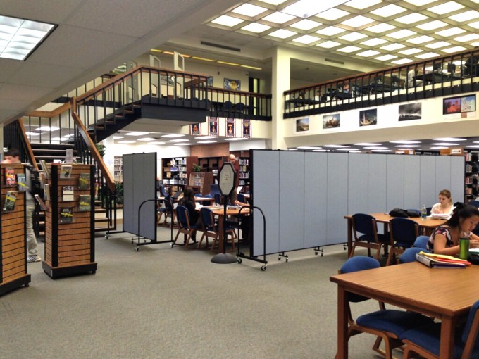 Collaborative learning area in a library