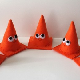 5 felt safety cones with large felt eyes